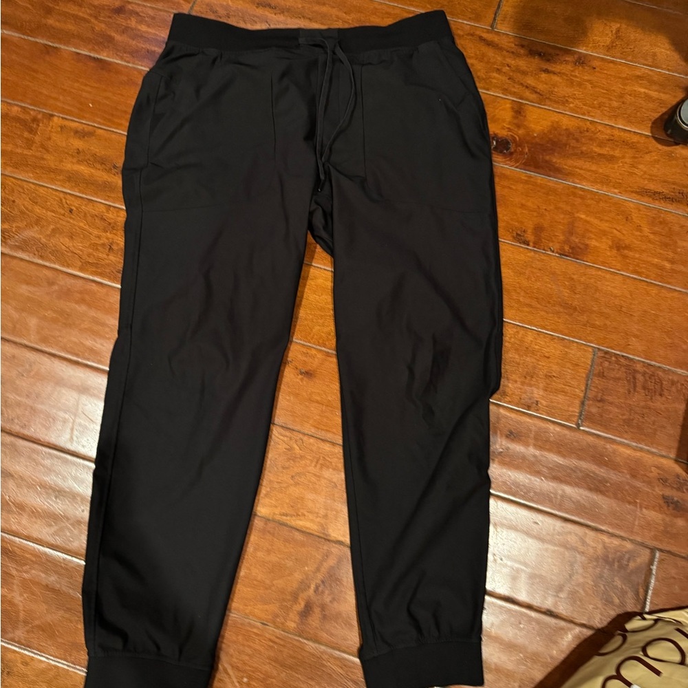 Mens black lululemon joggers
